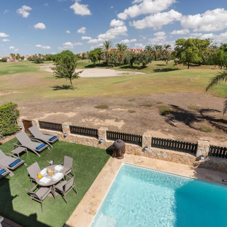 Luxury Frontline Golf Villa - Villa - 24