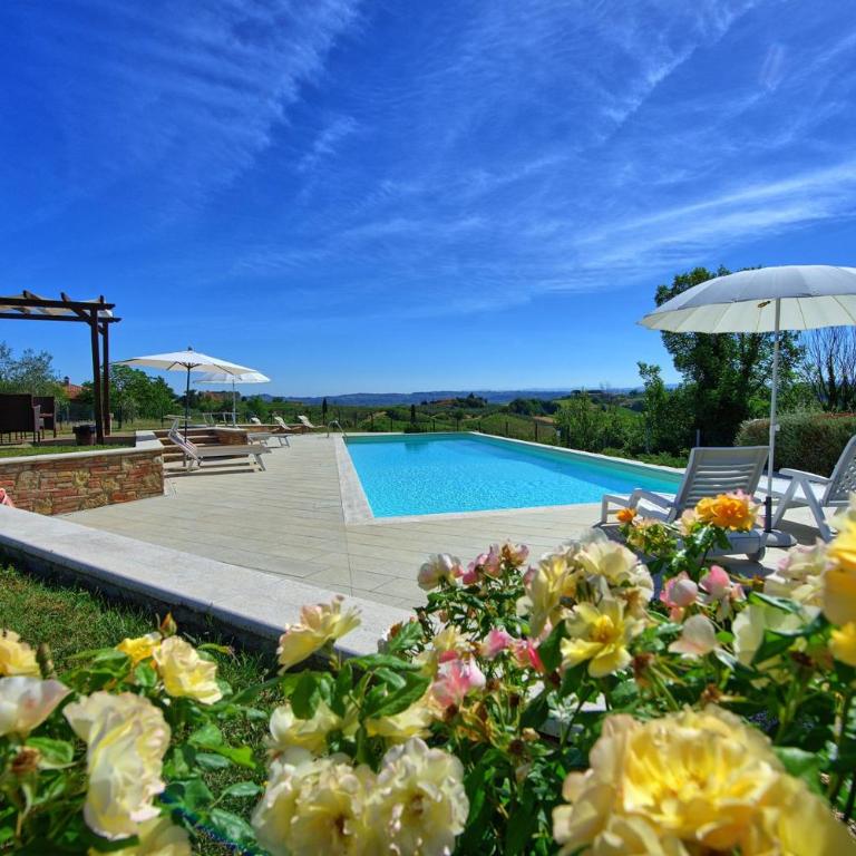 Tenuta Fornacelle La Rosa - Two-Bedroom Deluxe Apartment with Garden View - 9