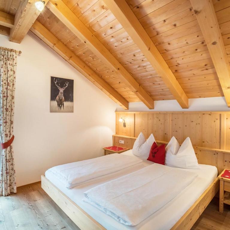 Stoffnerhof Apt Alpenrose - Appartamento Deluxe con 2 Camere da Letto e Vista Giardino - 15