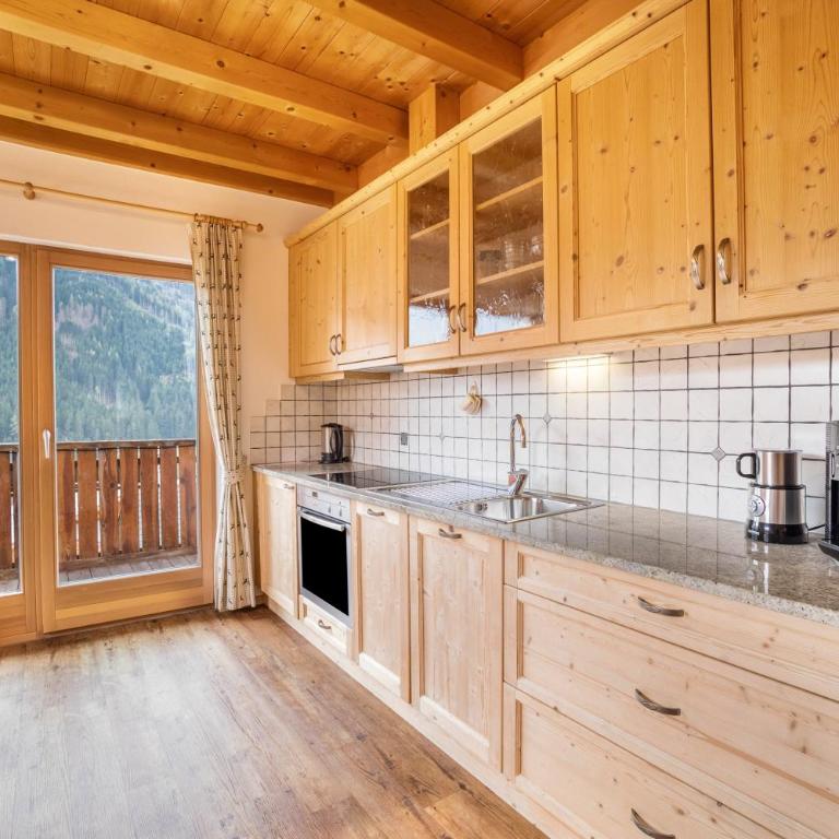 Stoffnerhof Apt Alpenrose - Appartamento Deluxe con 2 Camere da Letto e Vista Giardino - 5