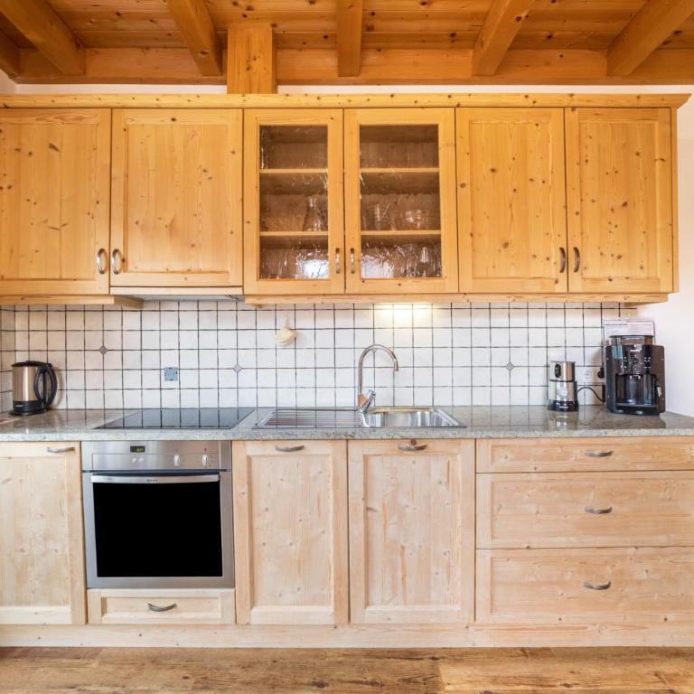 Stoffnerhof Apt Alpenrose - Appartamento Deluxe con 2 Camere da Letto e Vista Giardino - 10