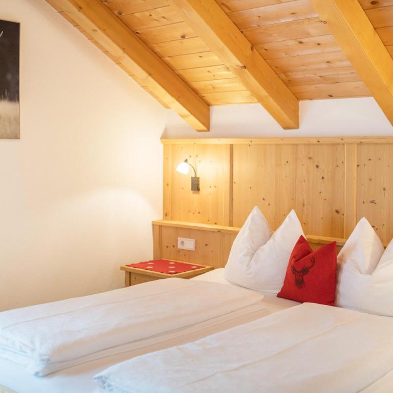 Stoffnerhof Apt Alpenrose - Appartamento Deluxe con 2 Camere da Letto e Vista Giardino - 16
