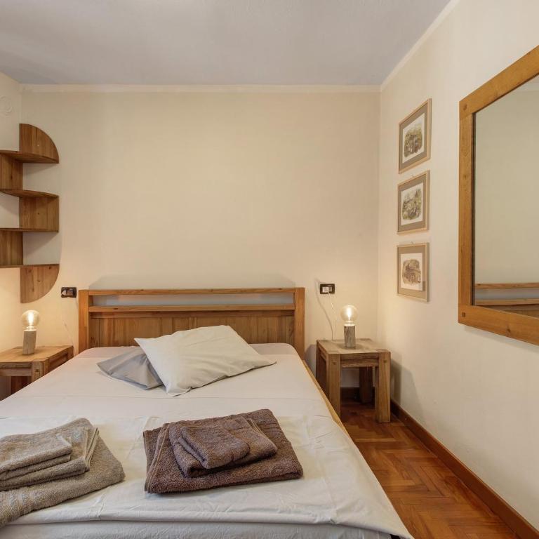 Maison Gnemaz Grand Combin - Two-Bedroom Deluxe Apartment with Balcony - 13