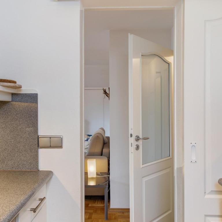 Ferienwohnung Anette - Superior Apartment mit 1 Schlafzimmer und Balkon - 11