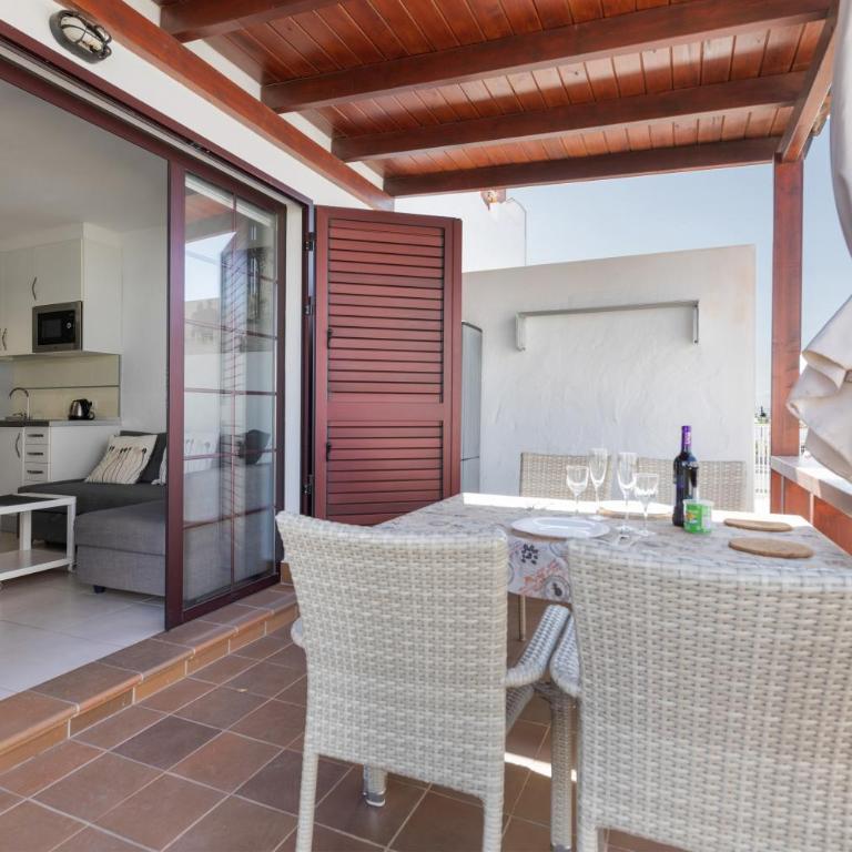 Casa Mariposa - Deluxe Bungalow with Garden View - 16