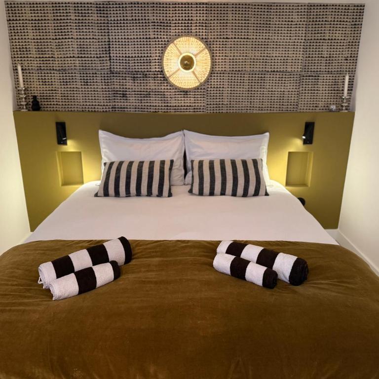 Quiet & luxury Designer Studio, 2 Patios & Full AC - Appartamento con 1 Camera da Letto - 2