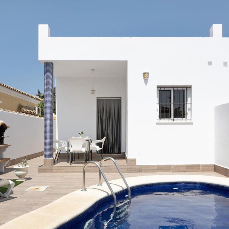 Casa Cala del Aceite 1 - Habitación Cuádruple con ducha - 1
