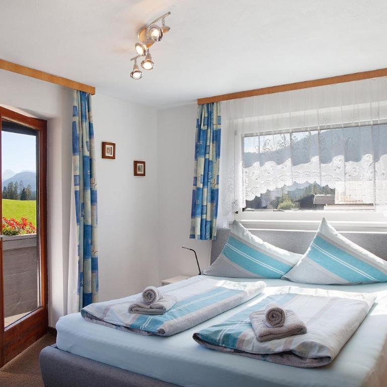 Fewo 3 Haus am Lärchenhang - Superior Apartment mit 1 Schlafzimmer und Balkon - 2