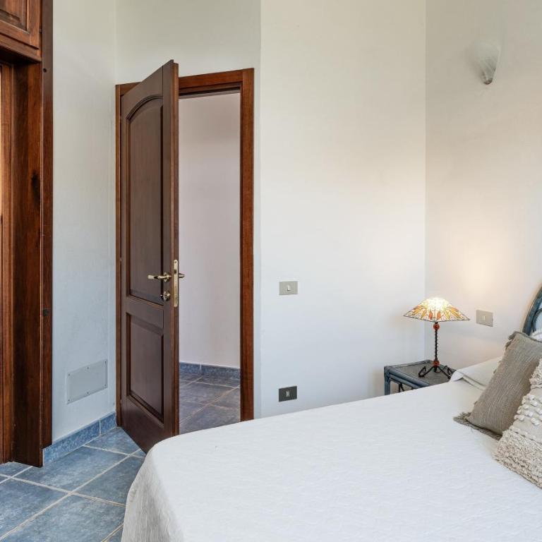 V18 Acquamarina - Villa con Vista Giardino - 11