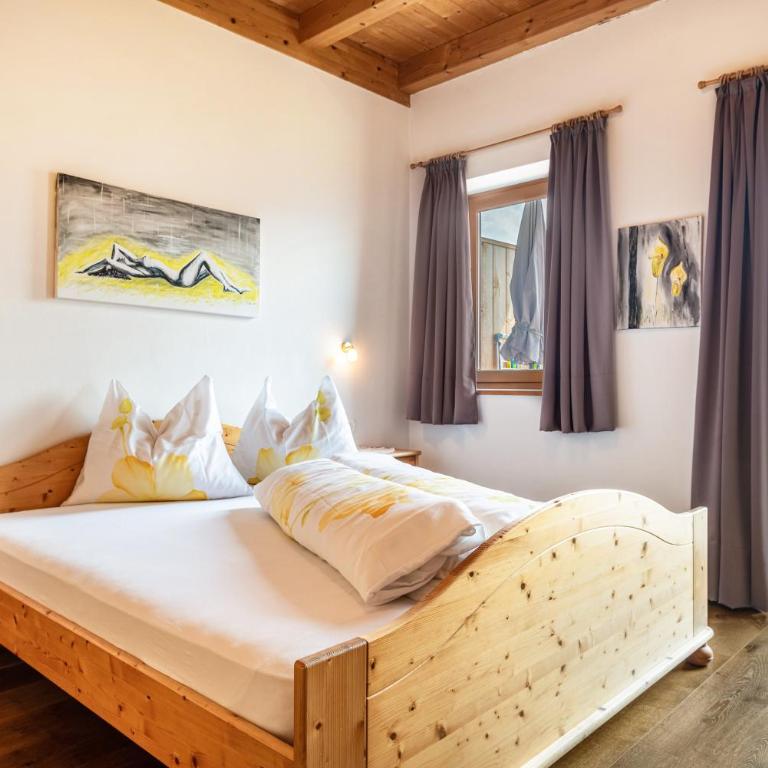 App Dolomiten Winklerhof - Deluxe-Apartment mit 2 Schlafzimmern und Gartenblick - 16