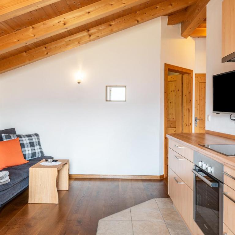 App Dolomiten Winklerhof - Deluxe-Apartment mit 2 Schlafzimmern und Gartenblick - 8