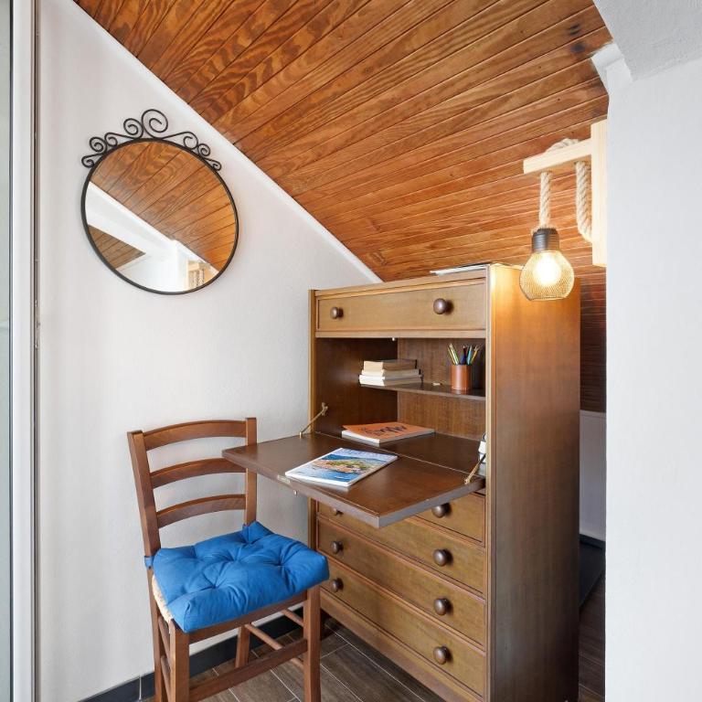 Attico Con Vista - Appartamento Deluxe con 2 Camere da Letto e Vista Oceano - 14