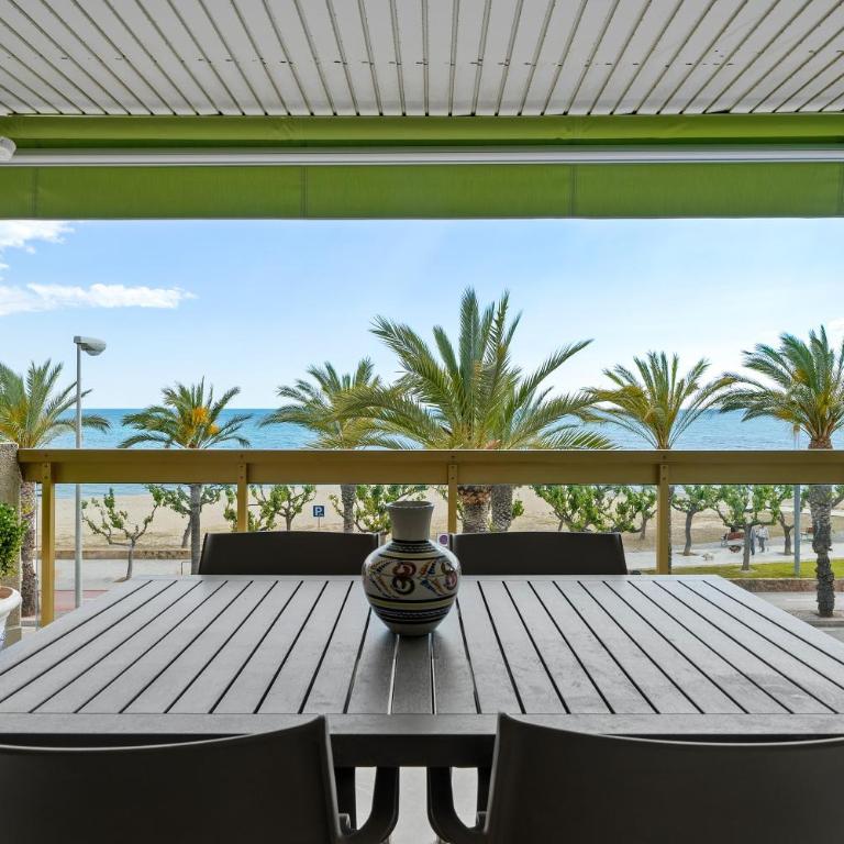 Apartamento Pelicano - Two-Bedroom Deluxe Apartment with Ocean View - 2