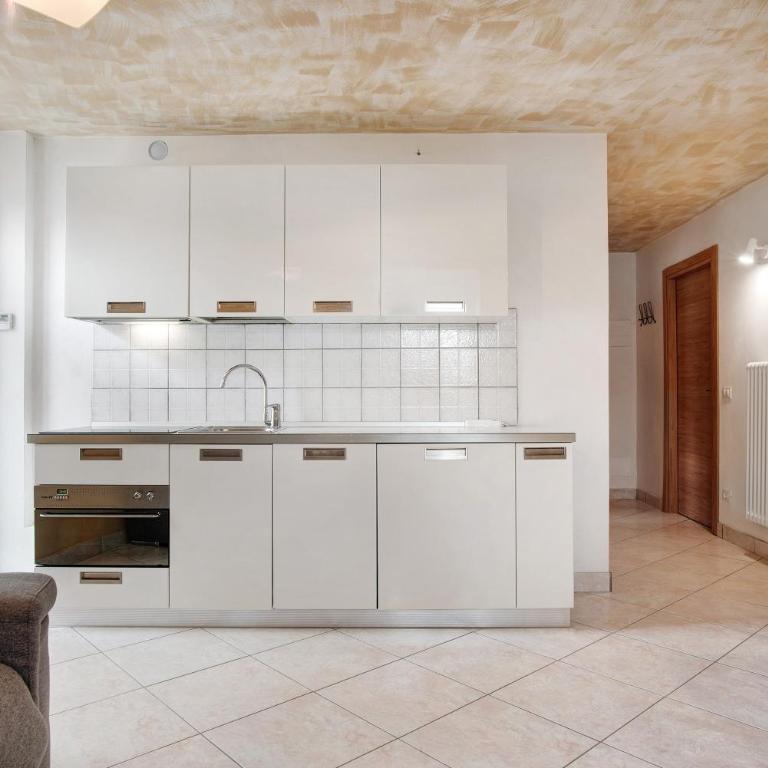 Lago di Serraia - Two-Bedroom Deluxe Apartment with Garden View - 7