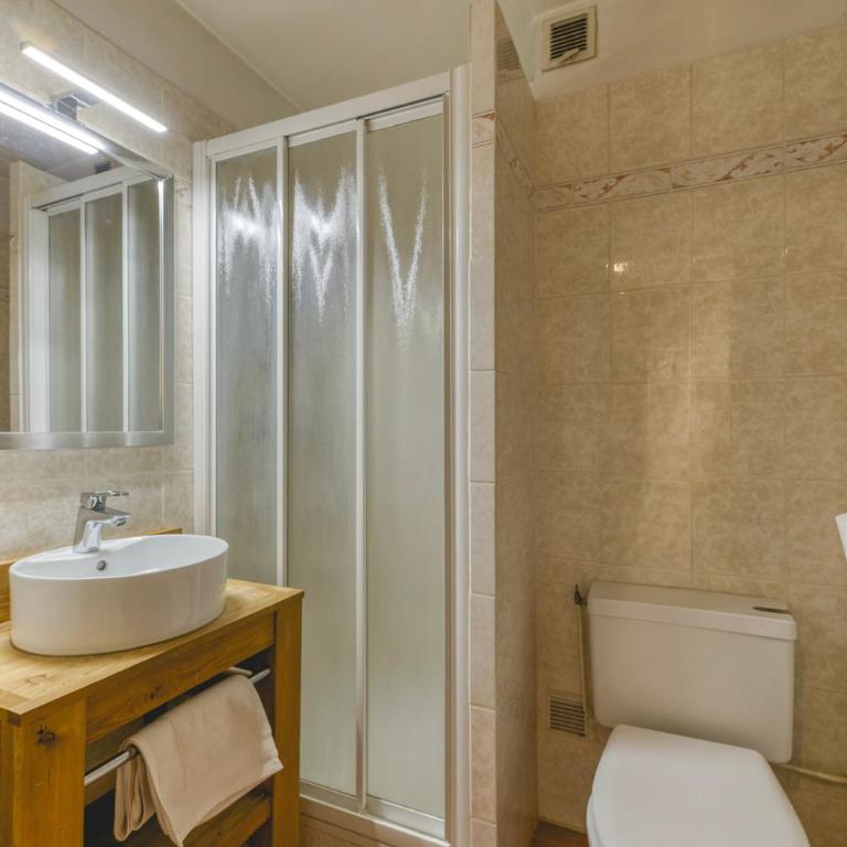 Chalet Crocus - Appartement 2 Chambres Deluxe avec Balcon - 17