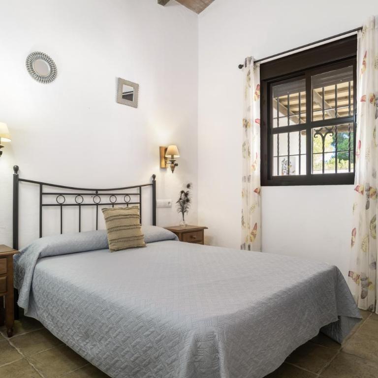 Cortijo Entrepinares - Apartamento Deluxe de 2 dormitorios con vistas al jardín - 10