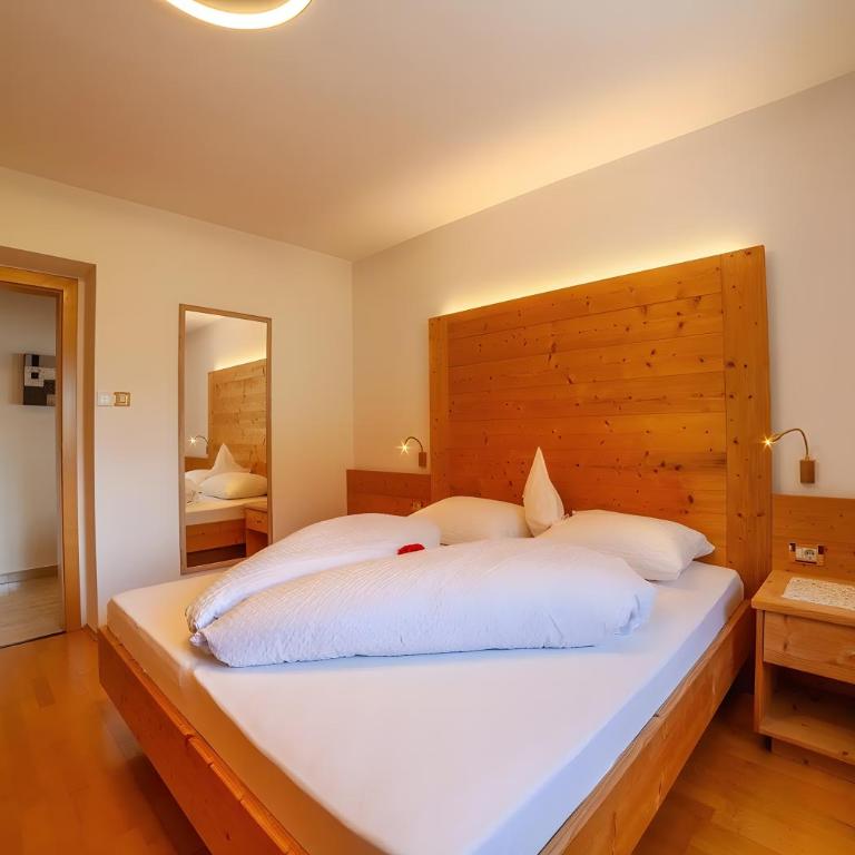 Apartments Tratter - Appartamento Deluxe con 2 Camere da Letto e Vista Giardino - 2