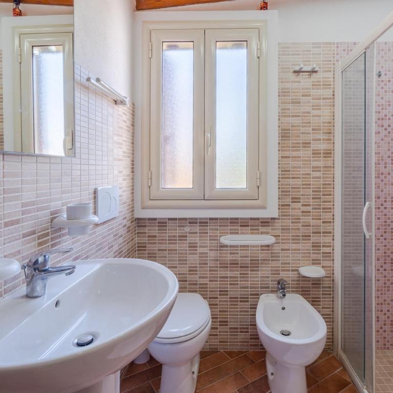 Villa Luana con piscina - Appartamento Deluxe con 2 Camere da Letto e Vista Giardino - 16