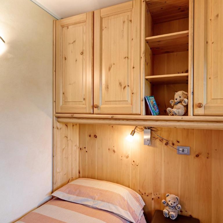 Sole Chalet Martina - Appartamento Deluxe con 2 Camere da Letto e Vista Giardino - 20