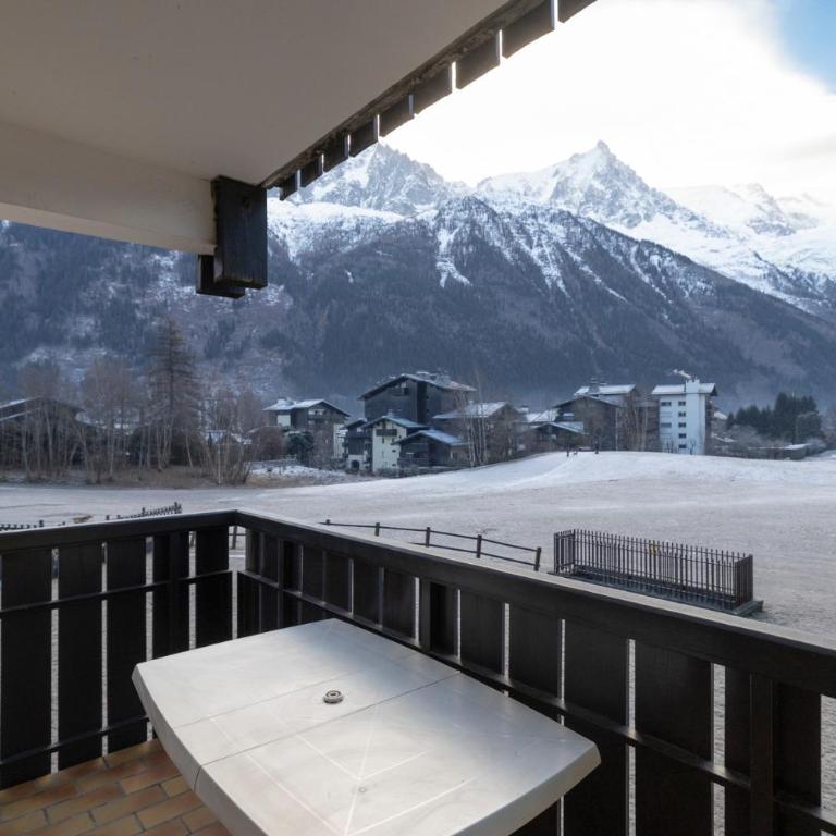 Appartement Les Balcons du Savoy - Two-Bedroom Deluxe Apartment with Garden View - 4