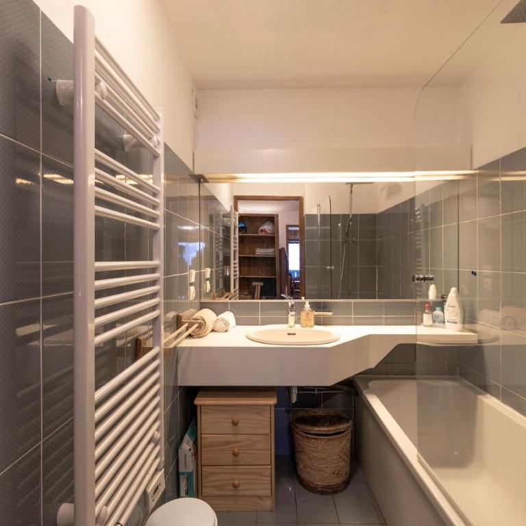 Appartement Les Balcons du Savoy - Two-Bedroom Deluxe Apartment with Garden View - 14