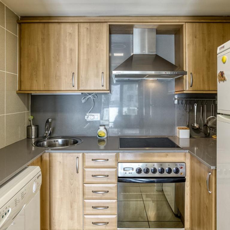 Apartamento Moll Con Piscina - Apartamento Premium de 3 dormitorios con balcón - 11