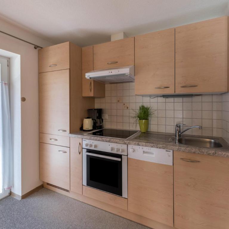 Ferienwohnung Valentina - Deluxe-Apartment mit 2 Schlafzimmern und Gartenblick - 6