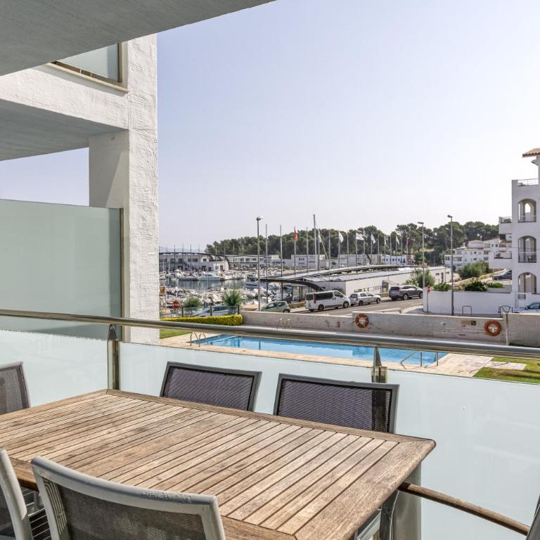 Apartamento Moll Con Piscina - Apartamento Premium de 3 dormitorios con balcón - 3