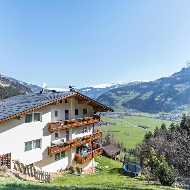Ferienwohnung Valentina - Deluxe-Apartment mit 2 Schlafzimmern und Gartenblick - 24