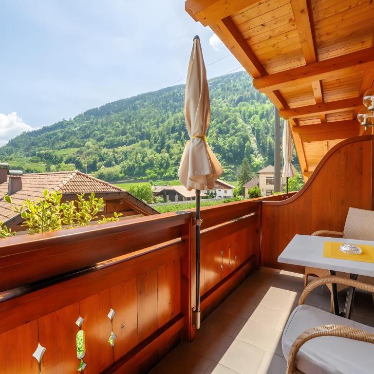 Apartments Tratter - Appartamento Deluxe con 2 Camere da Letto e Vista Giardino - 2