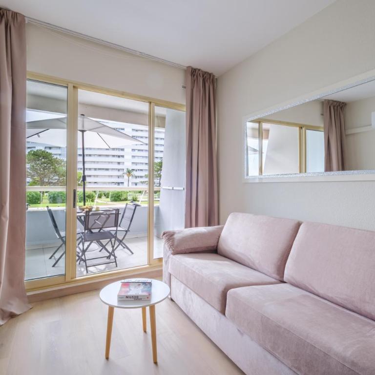 Marina Baie des Anges - bord de mer - Appartement 1 Chambre Supérieur avec Balcon - 3