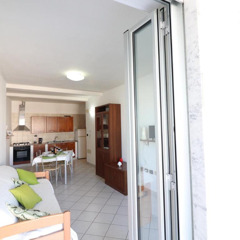 Casa vacanze Arianna in centro - Appartamento Deluxe con 2 Camere da Letto e Vista Oceano - 36
