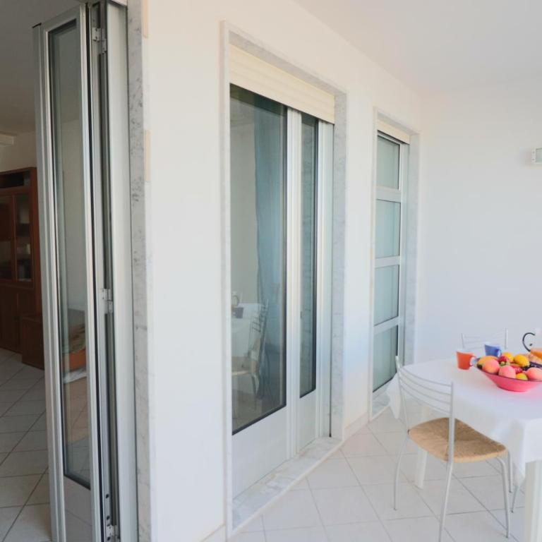 Casa vacanze Arianna in centro - Appartamento Deluxe con 2 Camere da Letto e Vista Oceano - 38