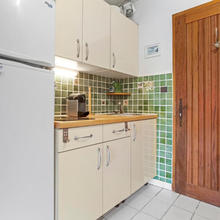 Studio Saint Clair pieds dans l'eau - Estudio con terraza - 12