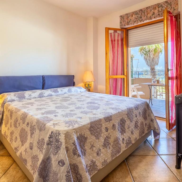 Appartamento Rosso Marrone - Appartamento Monolocale con Vista Mare - 9