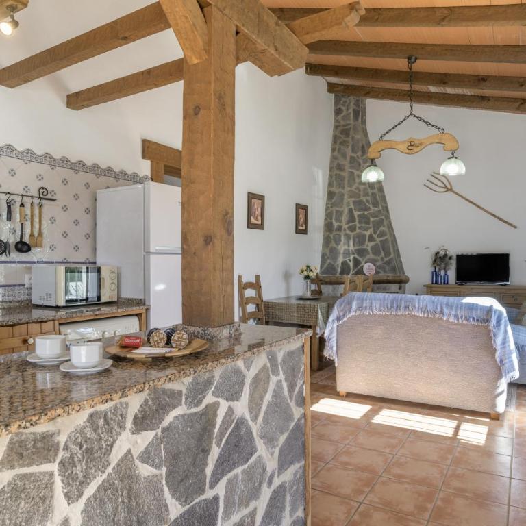 Cortijo Entrepinares - Apartamento Deluxe de 2 dormitorios con vistas al jardín - 5