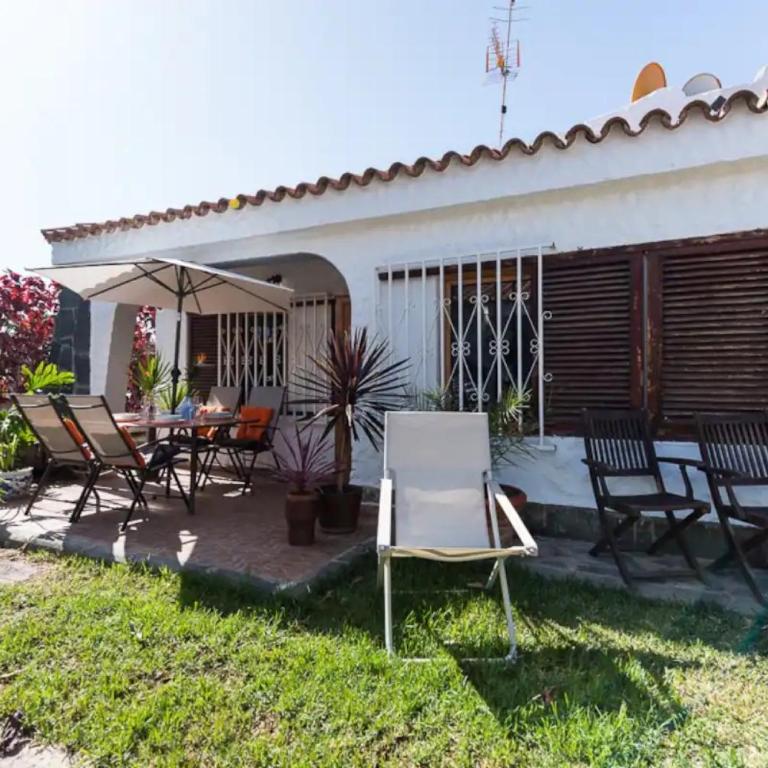 Bungalow Ubicación Ideal - Three-Bedroom House - 1
