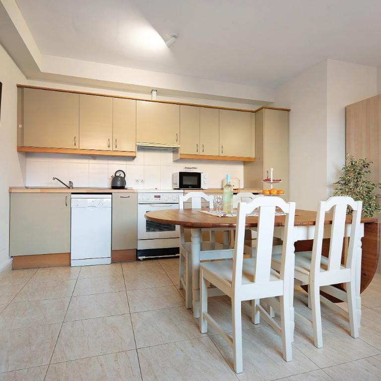 Durazno - Apartamento de 1 dormitorio con vistas al jardín - 5