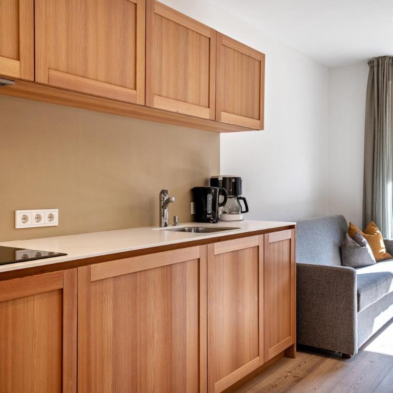 Vista Dolomites Apartment Vitality - Appartamento Deluxe con 2 Camere da Letto e Vista Giardino - 11