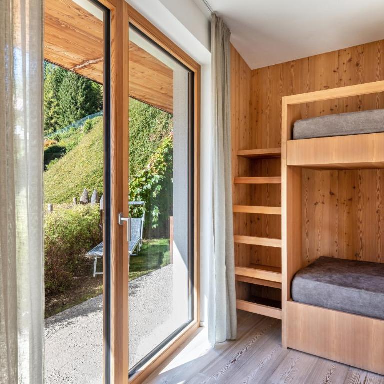 Vista Dolomites Apartment Vitality - Appartamento Deluxe con 2 Camere da Letto e Vista Giardino - 8