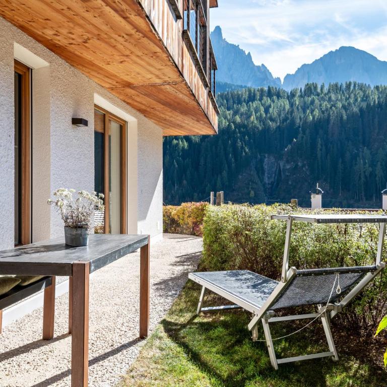 Vista Dolomites Apartment Vitality - Appartamento Deluxe con 2 Camere da Letto e Vista Giardino - 3