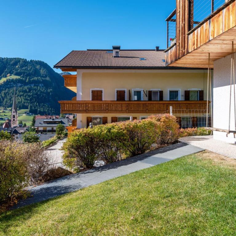 Vista Dolomites Apartment Vitality - Appartamento Deluxe con 2 Camere da Letto e Vista Giardino - 14