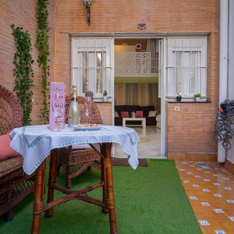 Duplex-Penthouse Terrace Citycenter - Two-Bedroom Deluxe Apartment with Balcony - 10