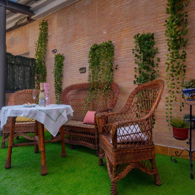 Duplex-Penthouse Terrace Citycenter - Two-Bedroom Deluxe Apartment with Balcony - 2