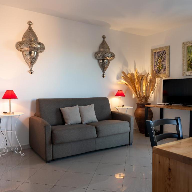 Terrazzo Eucalipto - Studio Apartment with Sea View - 18