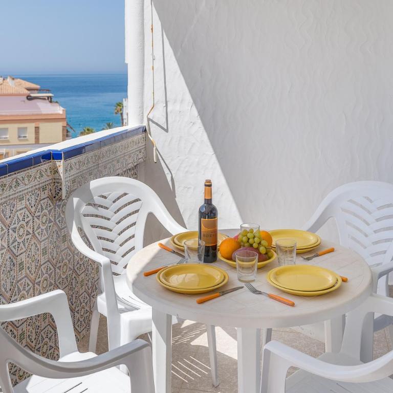 Apto Mediterraneo 7 La Herradura - Two-Bedroom Deluxe Apartment with Ocean View - 3