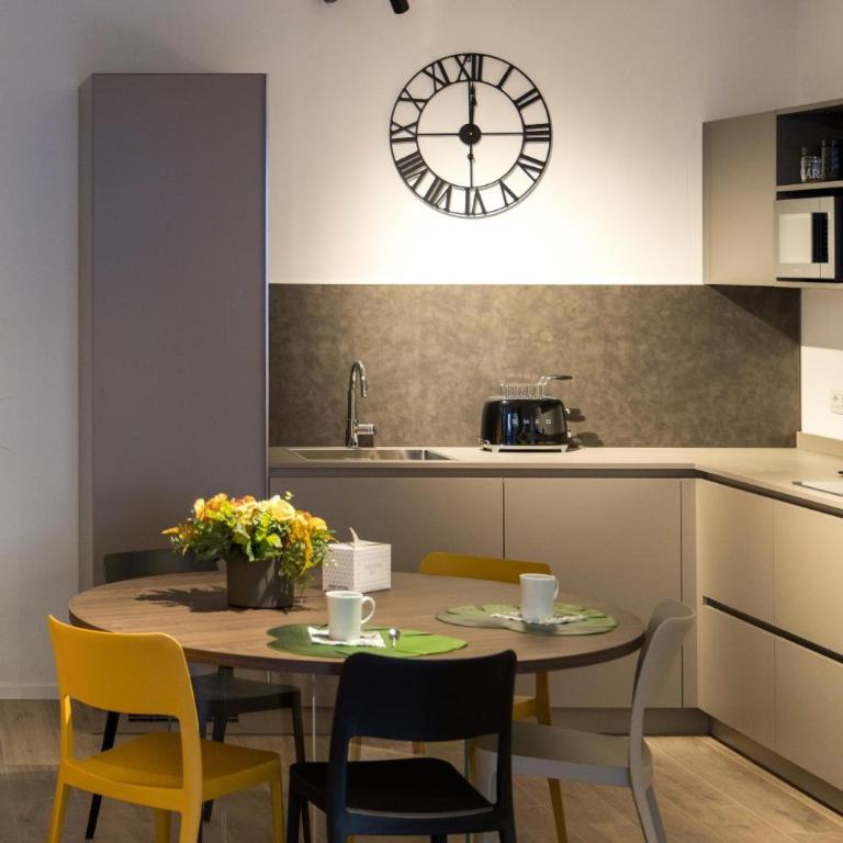 Boutique Apartments Di Annalisa - Appartamento Deluxe con 2 Camere da Letto e Balcone - 30