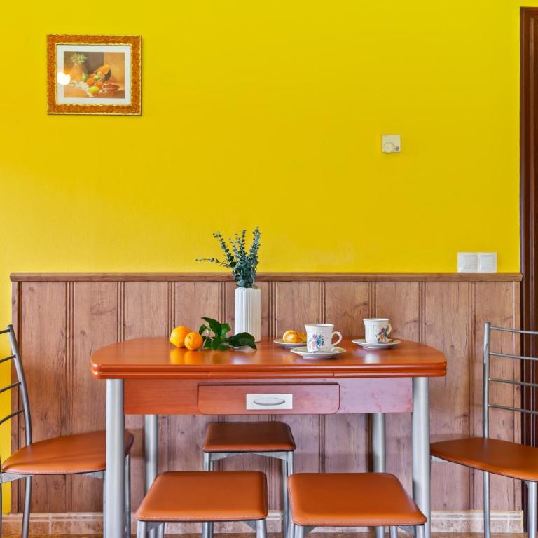 Apartamentos Les Cuartes - Apartamento Deluxe de 2 dormitorios con vistas al jardín - 13