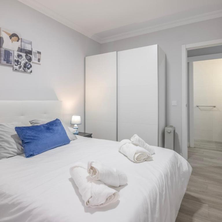 Grey House - Apartamento Superior con vistas a la ciudad - 13