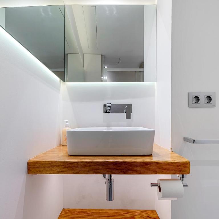 La Rosaleda - Apartamento Deluxe de 2 dormitorios con vistas al mar - 20